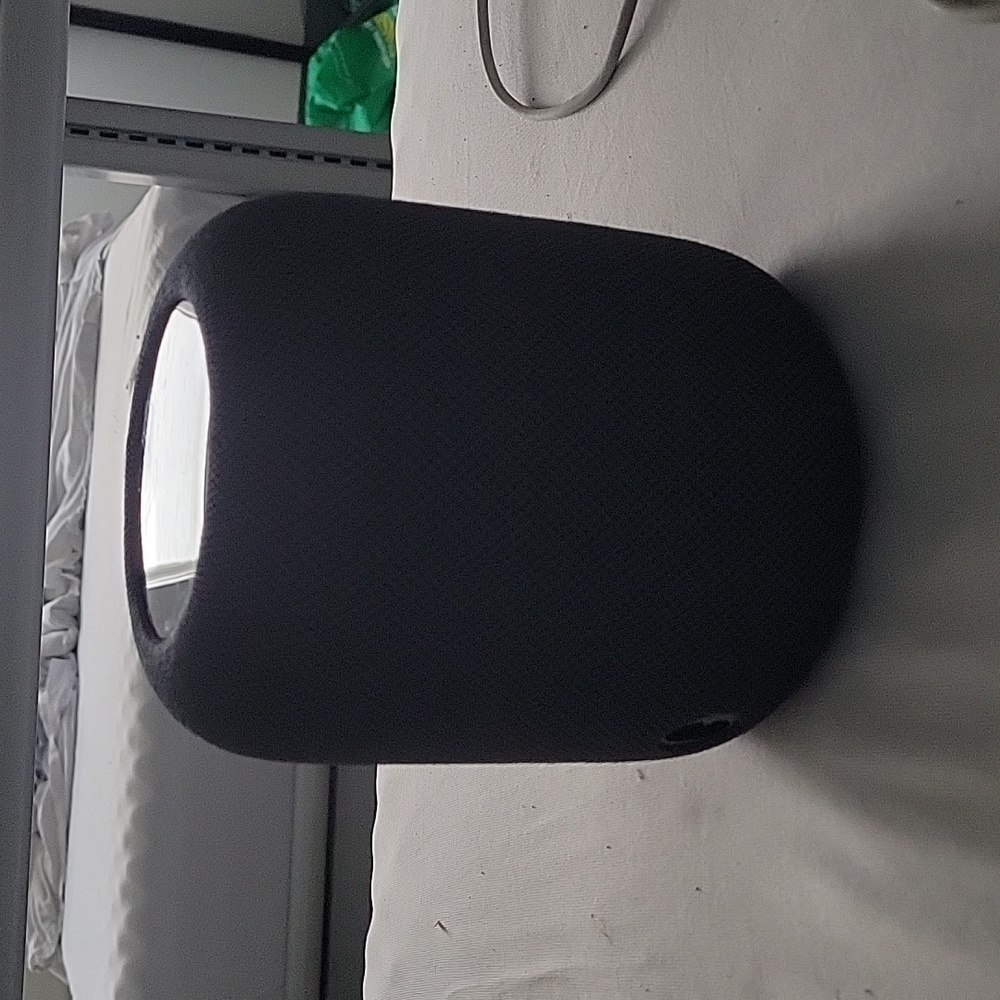 Apple Home Pod